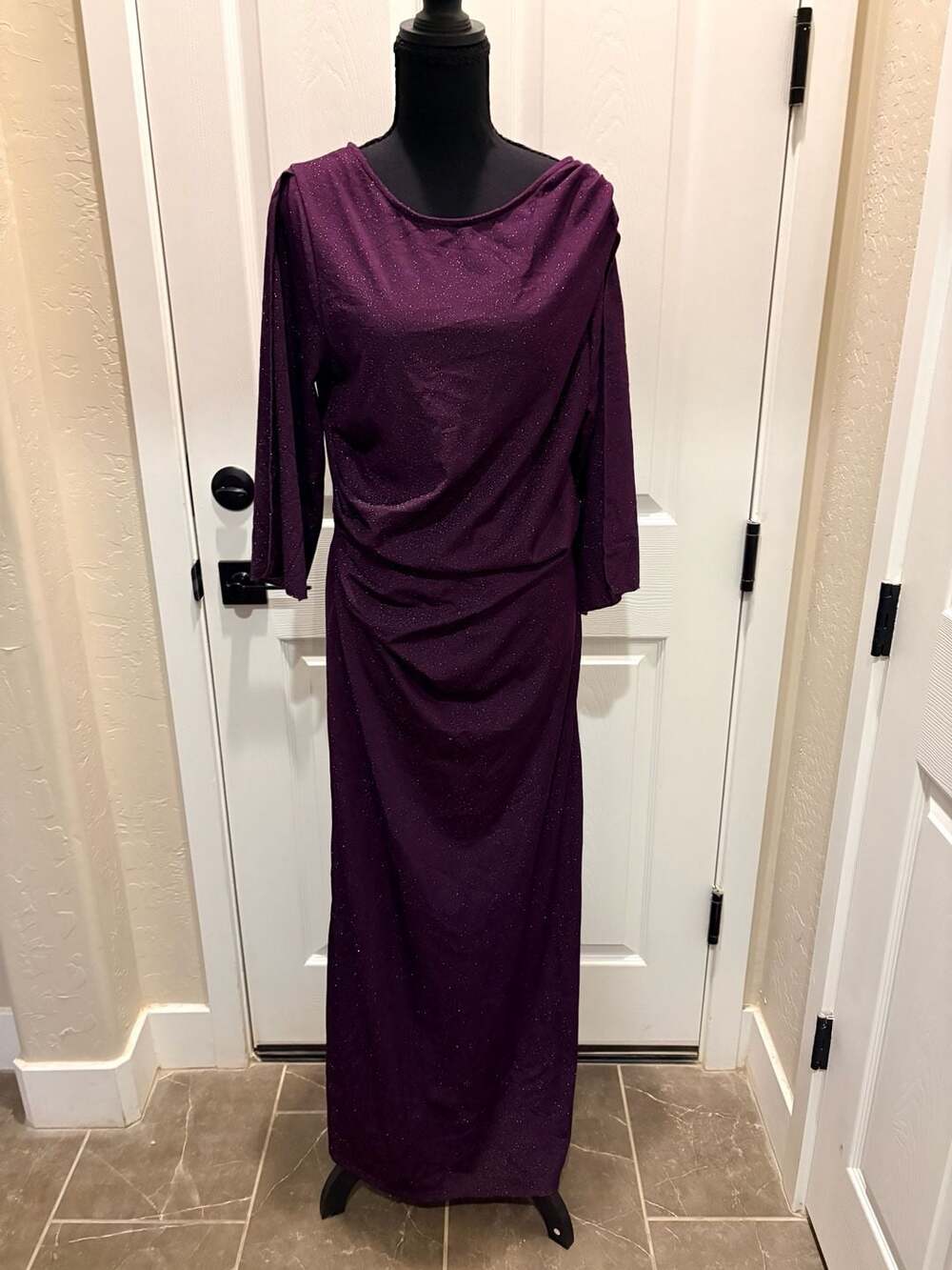 Cyclamen Maxi Evening Gown Size XL Purple Sparkly (168)